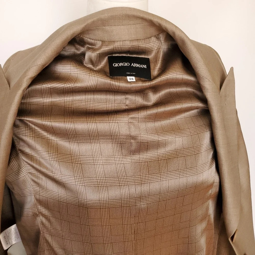 Giorgio Armani Wool Silk Blazer Womens Size 38 Beige Tan Lined Jacket 2 Button - Picture 13 of 16